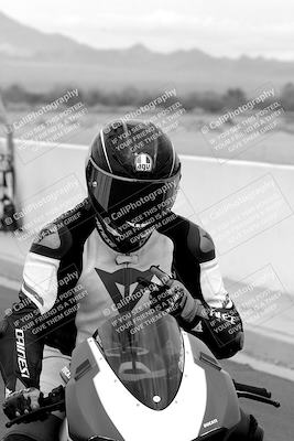 media/Mar-20-2023-Moto Forza (Mon) [[d0bbc59e78]]/Around the Pits/